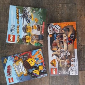 Lego Bundle (JW Dominion Atrociraptor set Brand New, 169 pieces & 2 Lego Books)